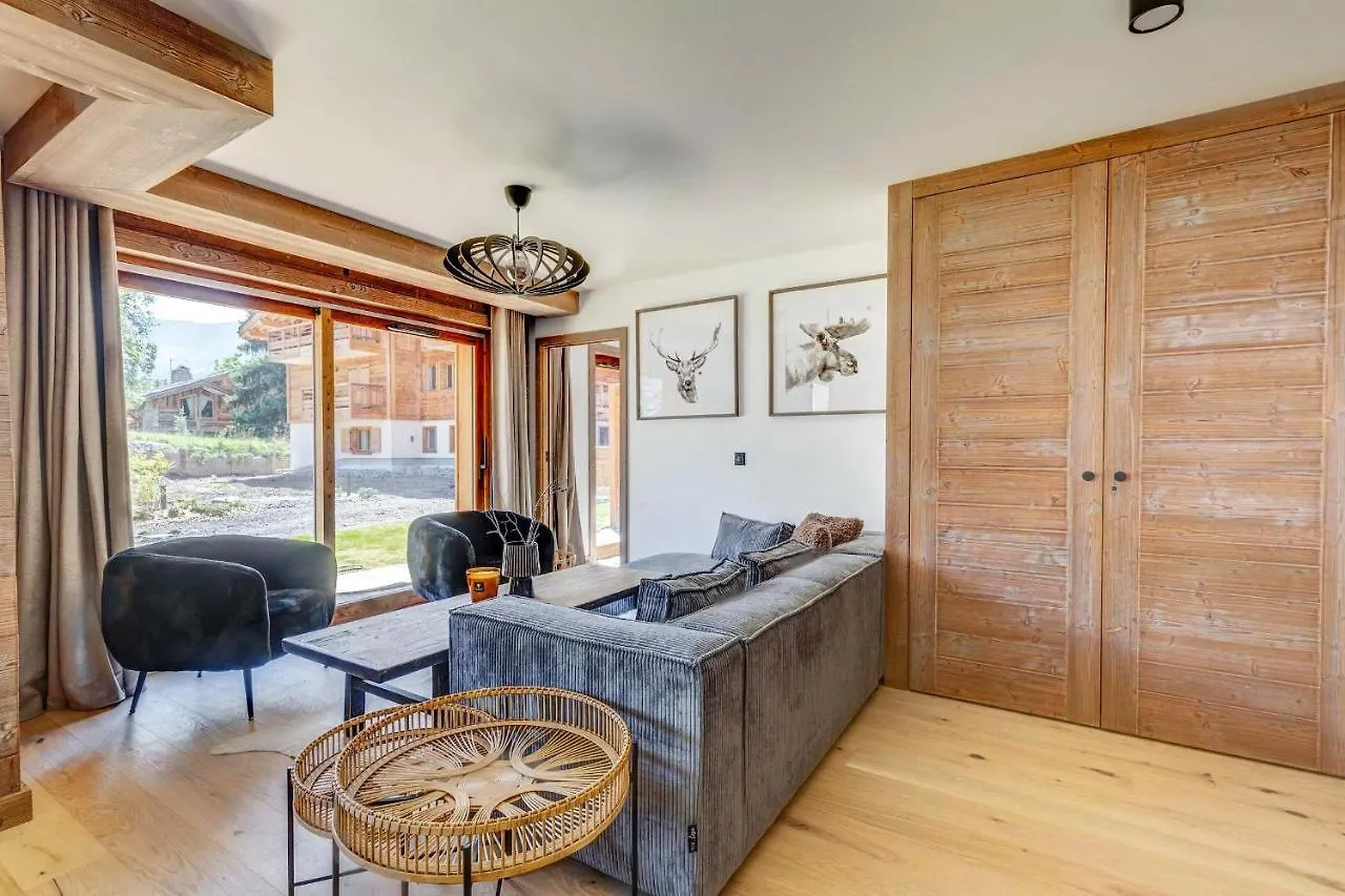 4-Room Apartment With Garden, Gym And Shared Spa Megeve France